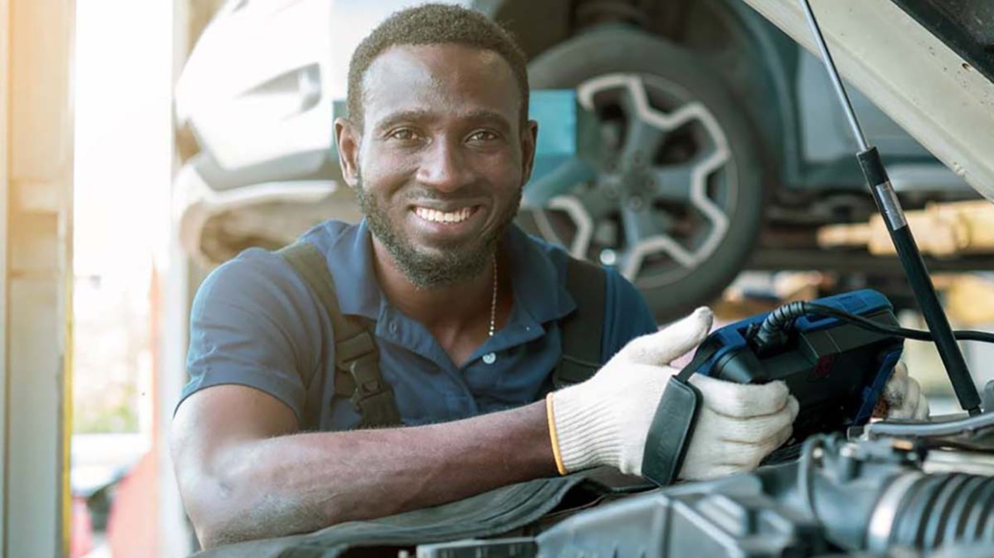 what-do-automotive-mechanics-technicians-do (1)