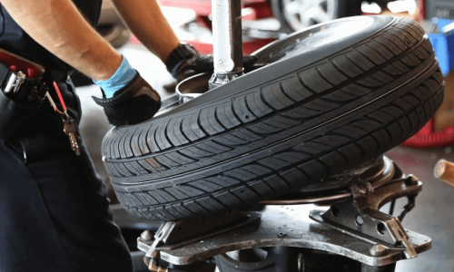 On-Rim-Tire-Change-and-Replacement-Cost-and-Guide (1)